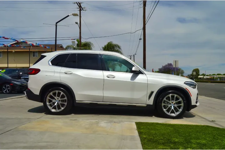 $27995 : Used 2020 X5 xDrive40i Sports image 6