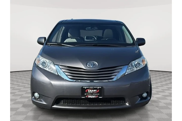 $19489 : 2017 Sienna XLE 8-Passenger image 5