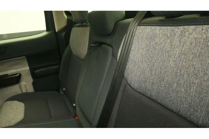 $32146 : Ford Maverick 2025 AWD XLT 4 image 5