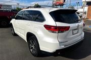 $27299 : 2018 Highlander LE V6 AWD (Na thumbnail