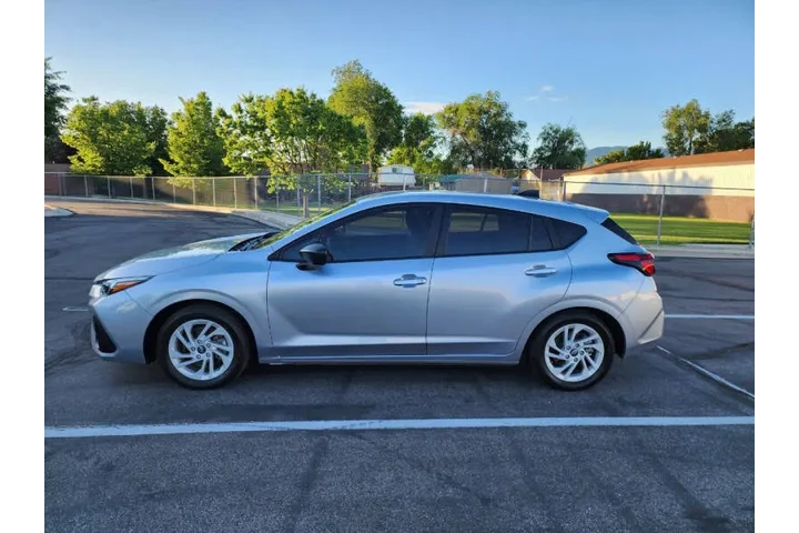 $18700 : 2024 Impreza image 6