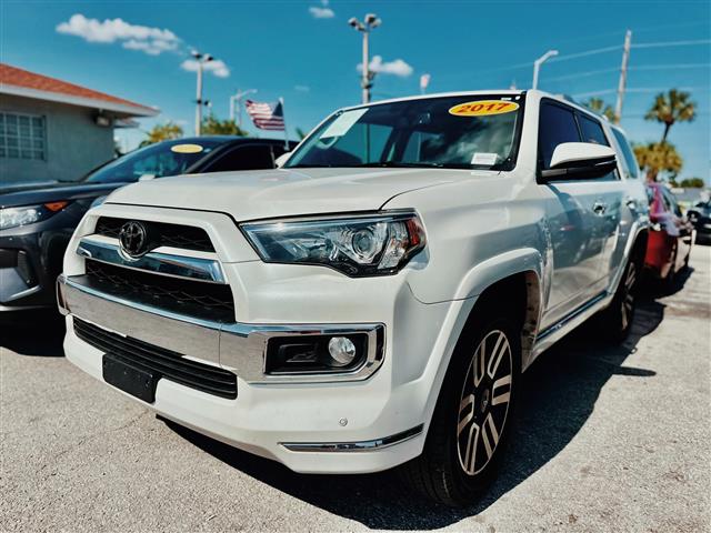 $29900 : 2017 4RUNNER LIMITED 4WD image 10