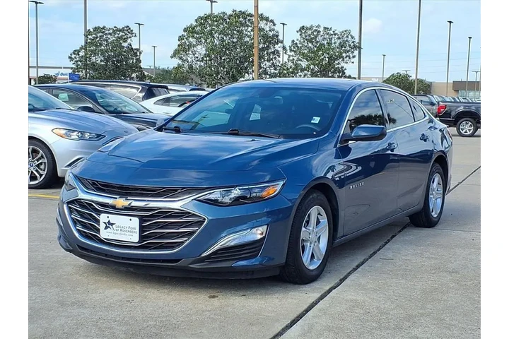 $21923 : Chevrolet Malibu 2025 LS 4dr image 1