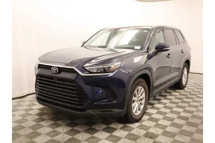$39995 : Toyota Grand Highlander 2025 image 9