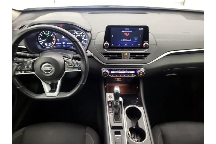 $17998 : Nissan Altima 2020 AWD 2.5 S image 9