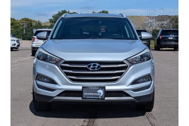 $14985 : 2016 Tucson Sport image 8