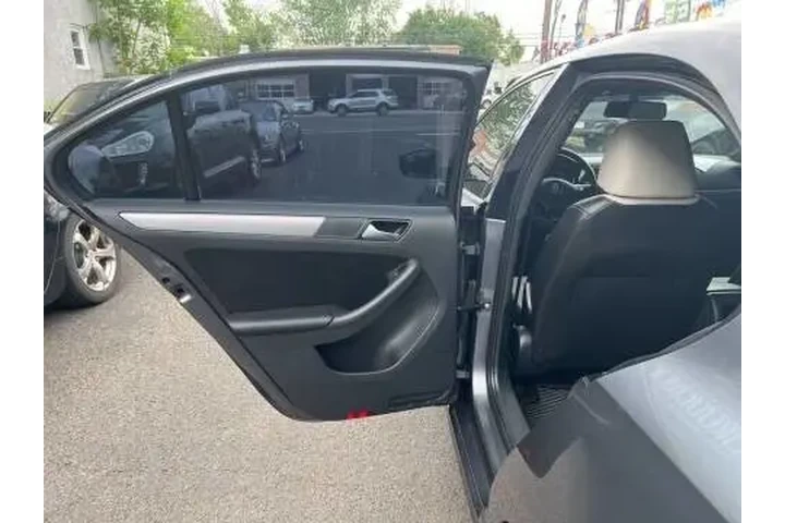 $14499 : 2016 Jetta 1.8T Sport image 8