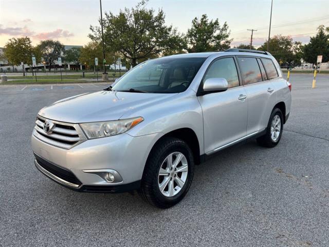 $9900 : 2011 Highlander SE image 3