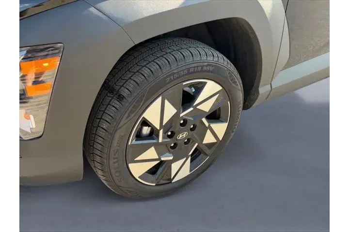 $23397 : Hyundai KONA 2025 AWD SEL 4d image 8