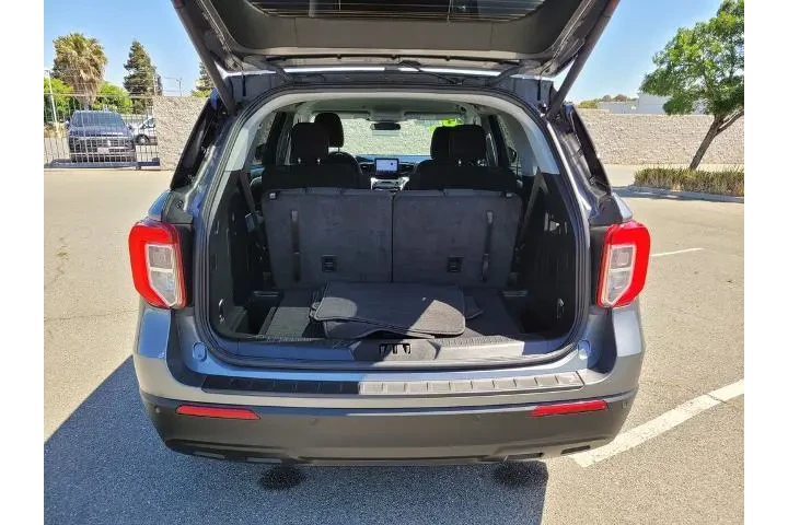 $27800 : Ford Explorer 2023 XLT 4dr S image 10