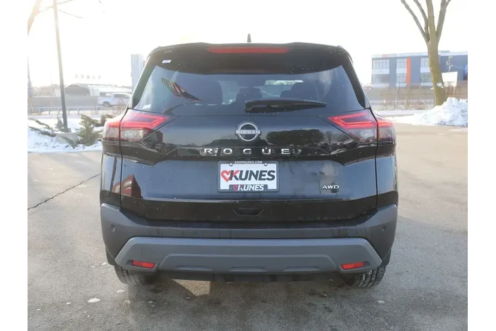 $18377 : Nissan Rogue 2023 AWD S 4dr image 8
