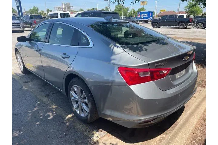 $20995 : Chevrolet Malibu 2025 LT 4dr image 9