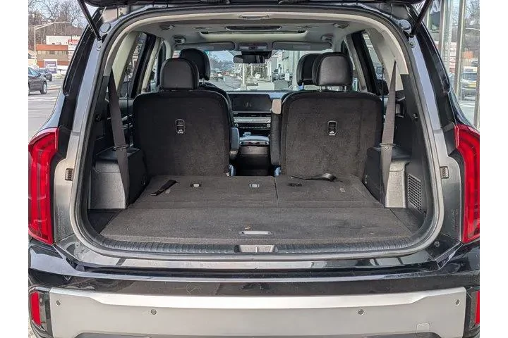 $31895 : Kia Telluride 2023 AWD S 4dr image 8