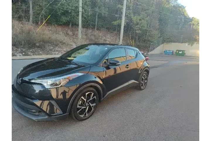 $15999 : Toyota C-HR 2018 XLE 4dr Cro image 6