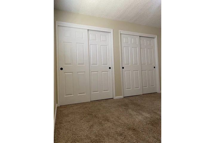 $750 : Renting a room for one person. image 3