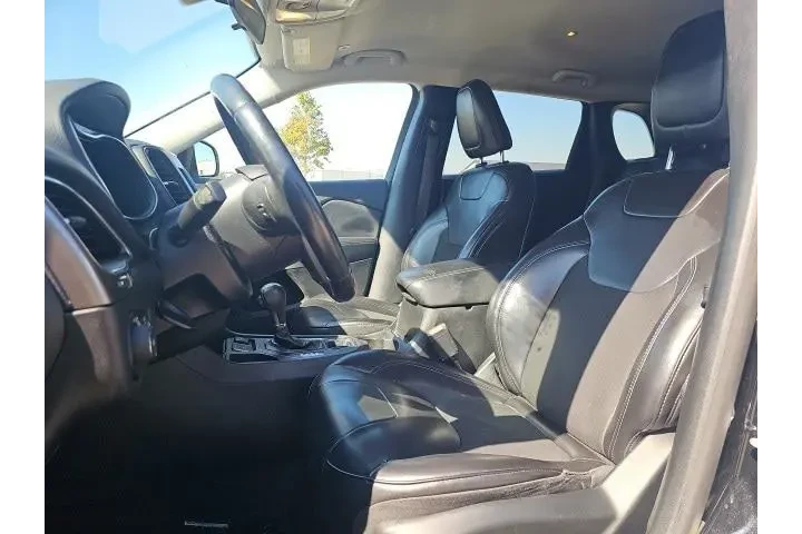 $11500 : Jeep Cherokee 2019 Latitude image 9