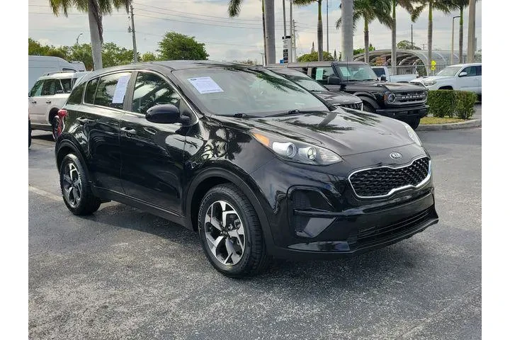 $13990 : Kia Sportage 2022 LX 4dr SUV image 2