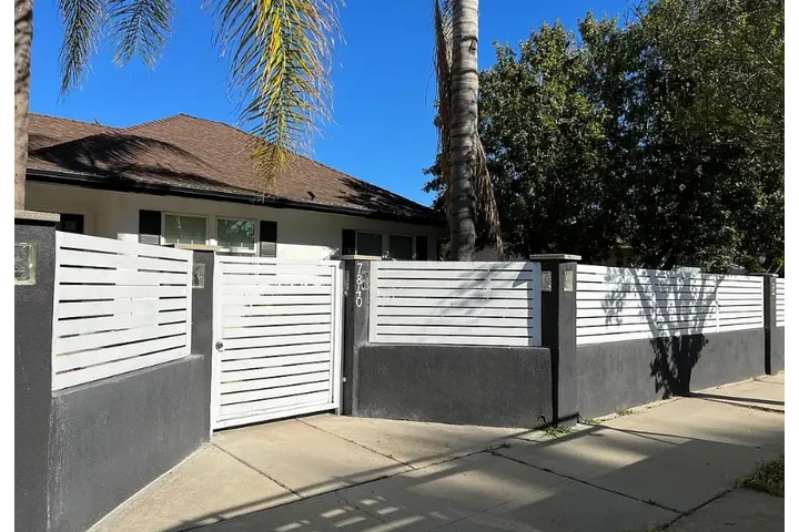 $2500 : 3Bed/2Bath House in Koreatown image 10