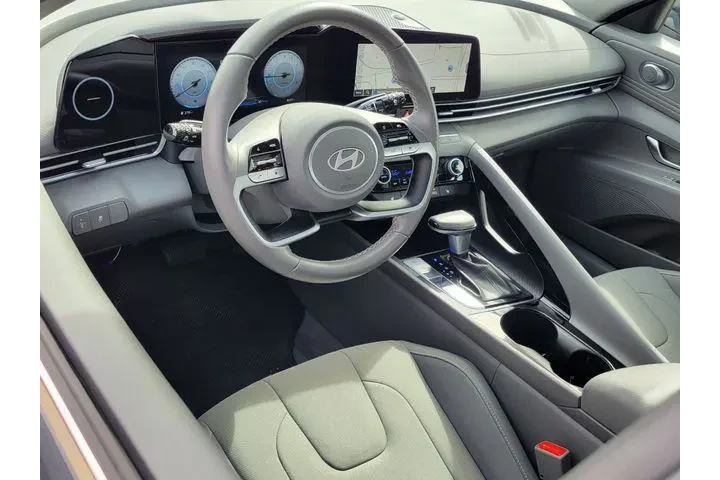 $20688 : Hyundai ELANTRA 2025 SEL Con image 3