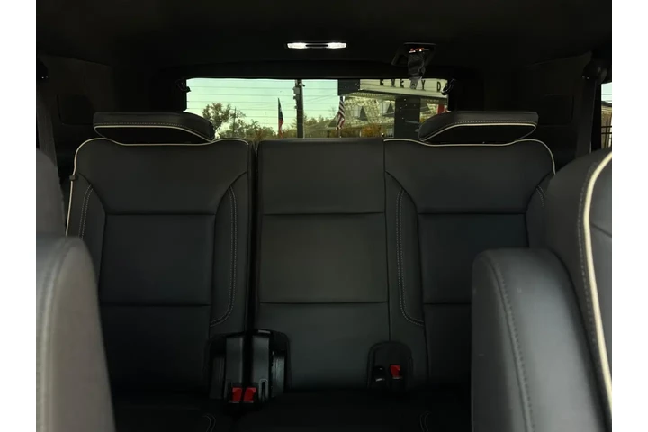 2021 Tahoe Premier image 10