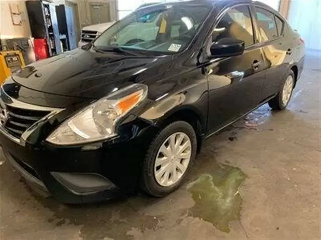 $8995 : 2016 Versa 1.6 SV image 1