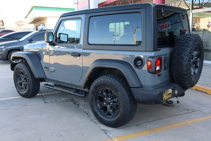 $25988 : 2022 Wrangler Willys Sport 4x4 image 6