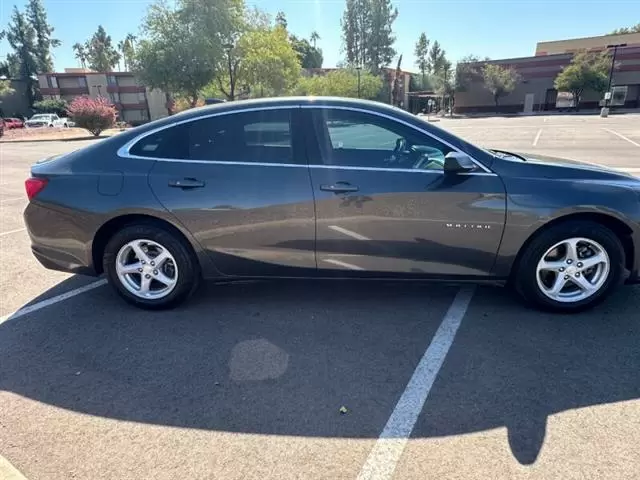 $7995 : 2017 Malibu LS image 5