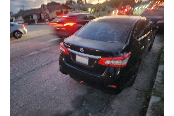 $4200 : Nissan sentra 2016 image 2