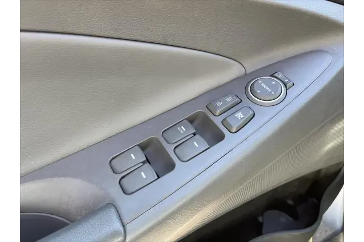 $6609 : Hyundai SONATA Hybrid 2015 4 image 10