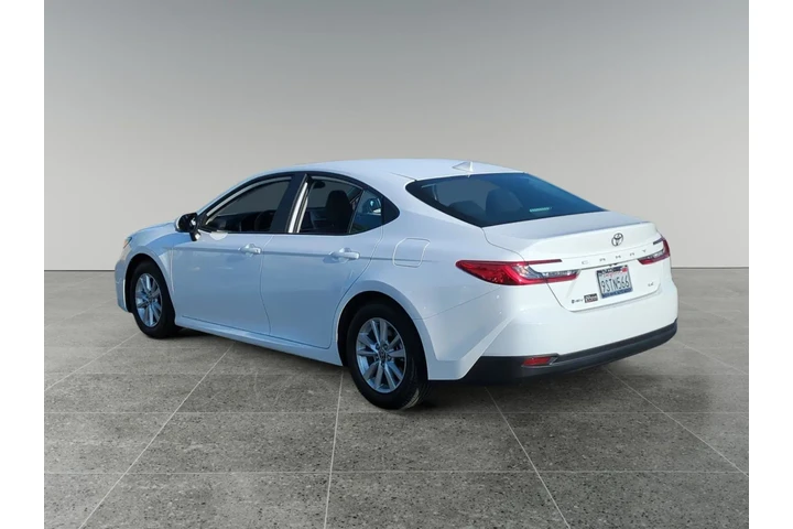 $29500 : Toyota Camry 2025 SE 4dr Sed image 3