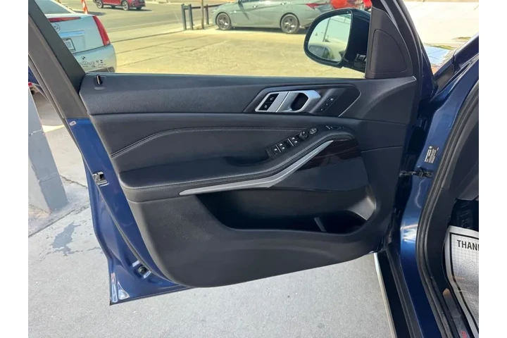 2019 BMW X5 xDrive40i image 10