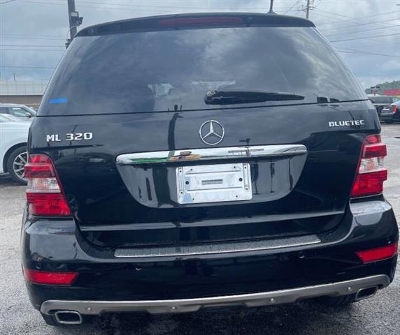 $6900 : 2009 Mercedes-Benz M-Class ML image 6