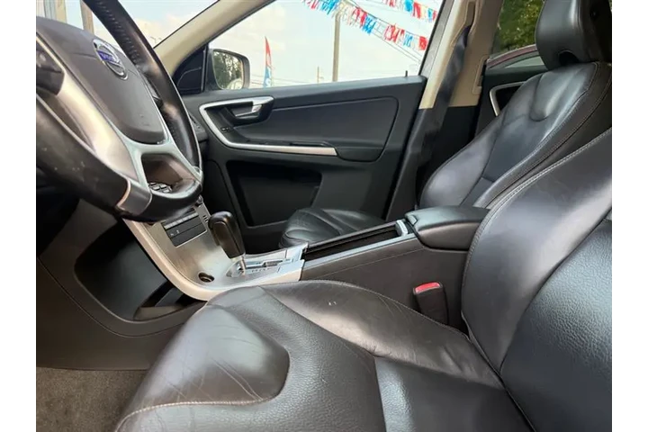 $7999 : 2011 XC60 image 9