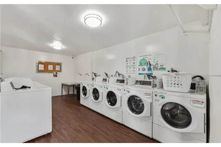 $1100 : Unidad deseable en Buena Park image 8