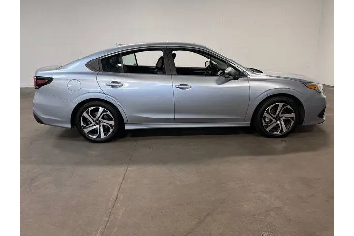 $19560 : Subaru Legacy 2020 AWD Limit image 2