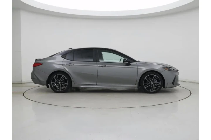 $30998 : Toyota Camry 2025 XSE 4dr Se image 7