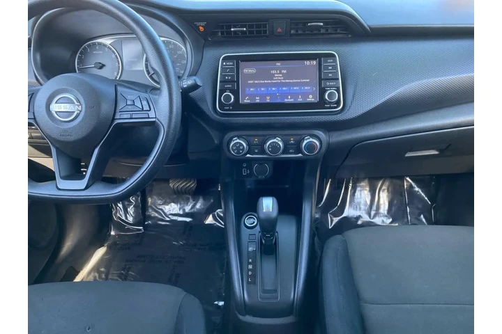 $23487 : Nissan Kicks 2024 S 4dr Cros image 8
