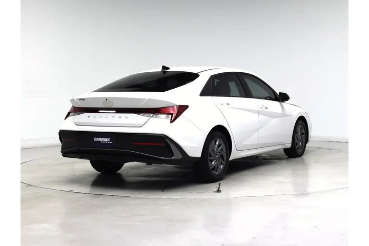 $20998 : Hyundai ELANTRA 2024 SEL 4dr image 8