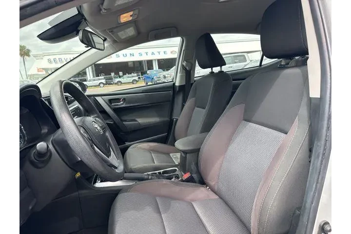 $10194 : Toyota Corolla 2017 LE 4dr S image 4