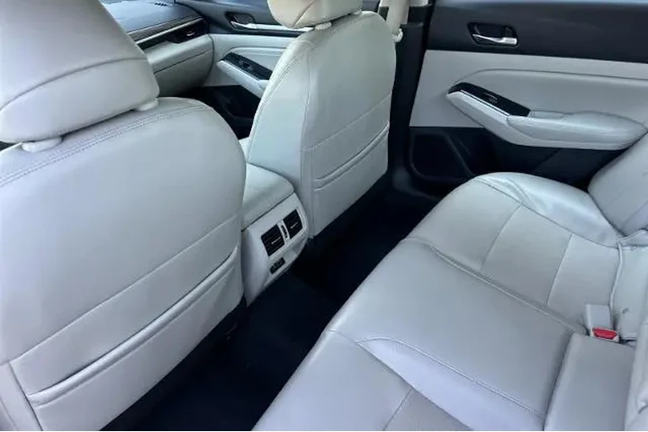 $16939 : Nissan Altima 2022 AWD 2.5 S image 4