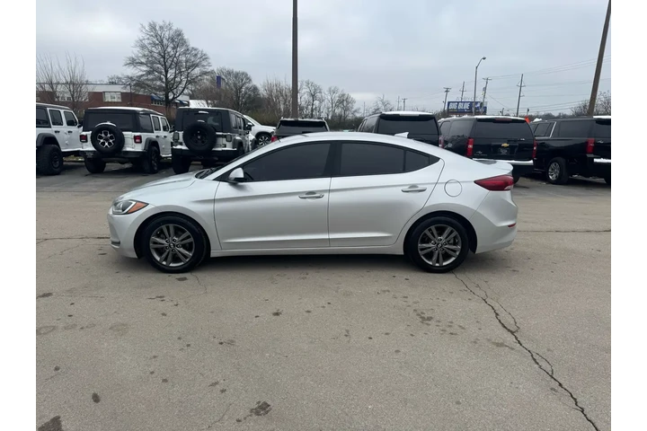 $8980 : 2018 Elantra SEL 2.0L Auto SU image 5