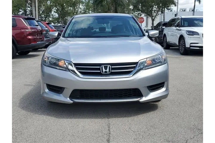 $9990 : Honda Accord 2015 LX 4dr Sed image 2