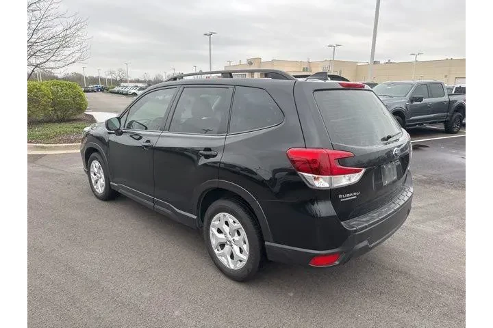 $19500 : Subaru Forester 2021 AWD Bas image 4