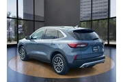 $38980 : Ford Escape Plug-In Hybrid 2 thumbnail