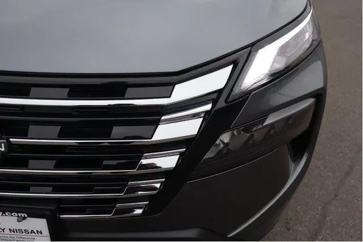 $30310 : Nissan Rogue 2026 AWD SV 4dr image 9