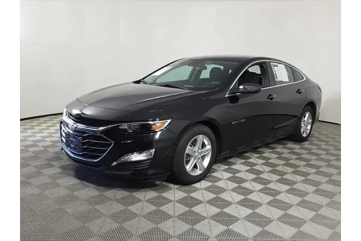 $19665 : Chevrolet Malibu 2024 LT 4dr image 4