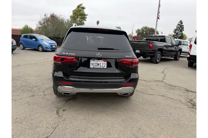 $23500 : Mercedes-Benz GLB 2020 AWD G image 4