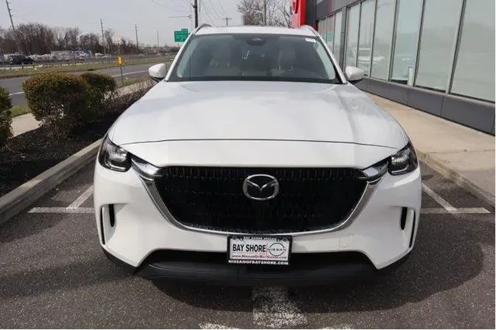 $25689 : Mazda CX-90 Plug-in Hybrid 2 image 5