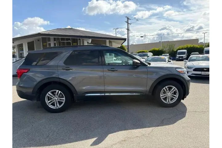 $29119 : Ford Explorer 2023 XLT 4dr S image 8