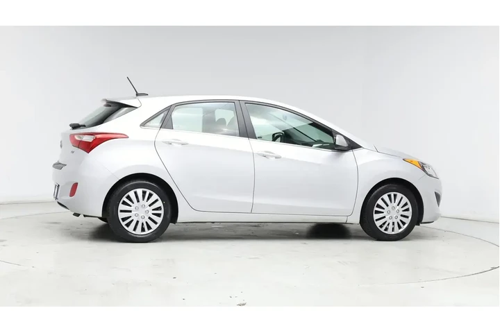 $14998 : Hyundai ELANTRA GT 2017 4dr image 7